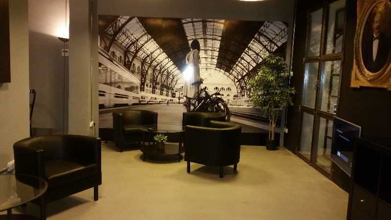 Fira Apartments By Gaiarooms Barcelona Bagian luar foto