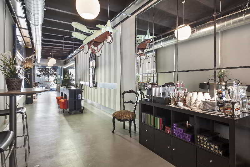 Fira Apartments By Gaiarooms Barcelona Bagian luar foto