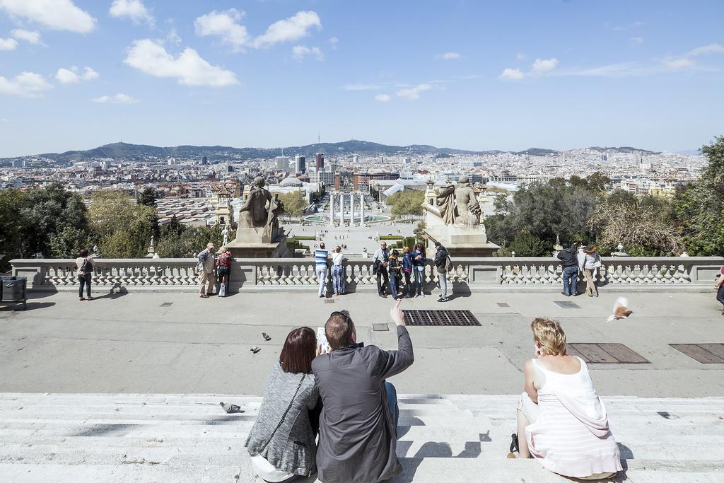 Fira Apartments By Gaiarooms Barcelona Bagian luar foto