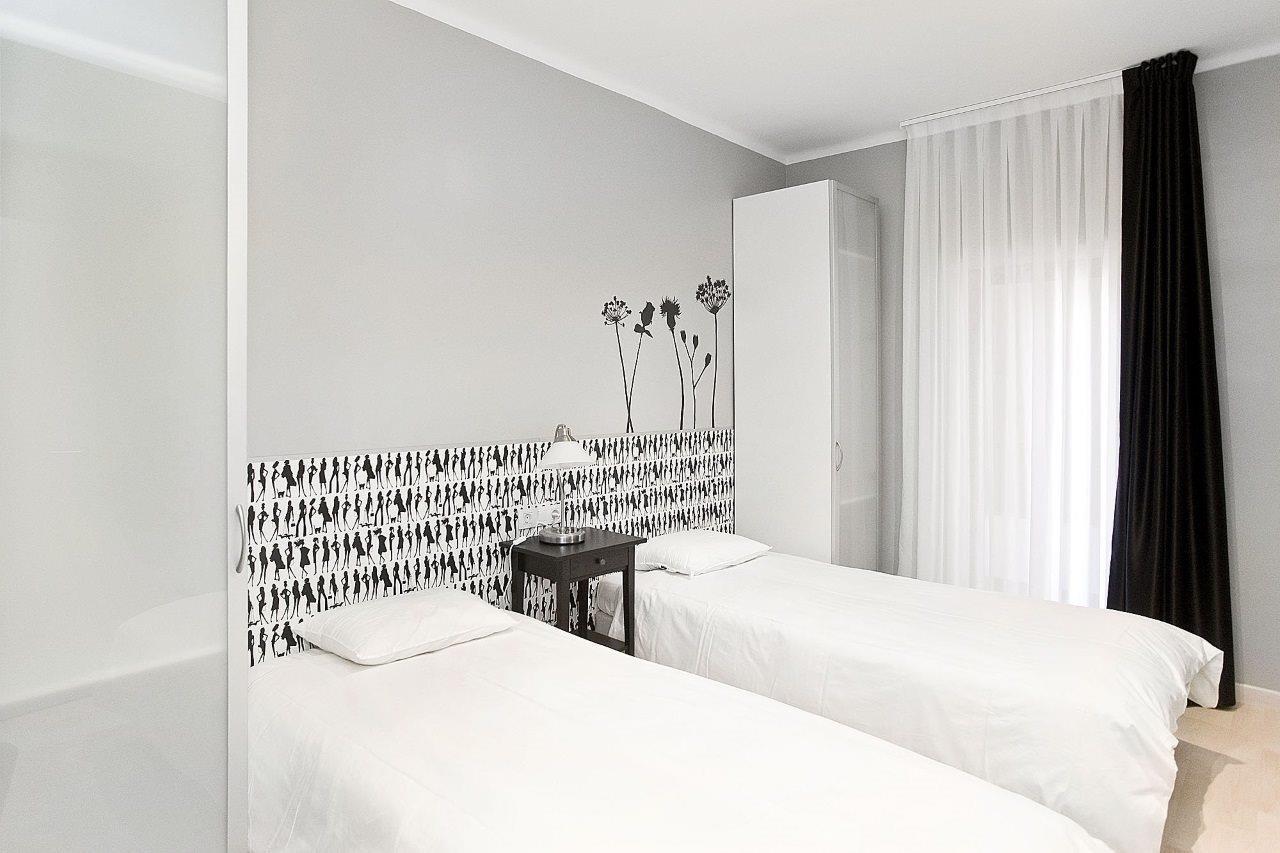Fira Apartments By Gaiarooms Barcelona Bagian luar foto