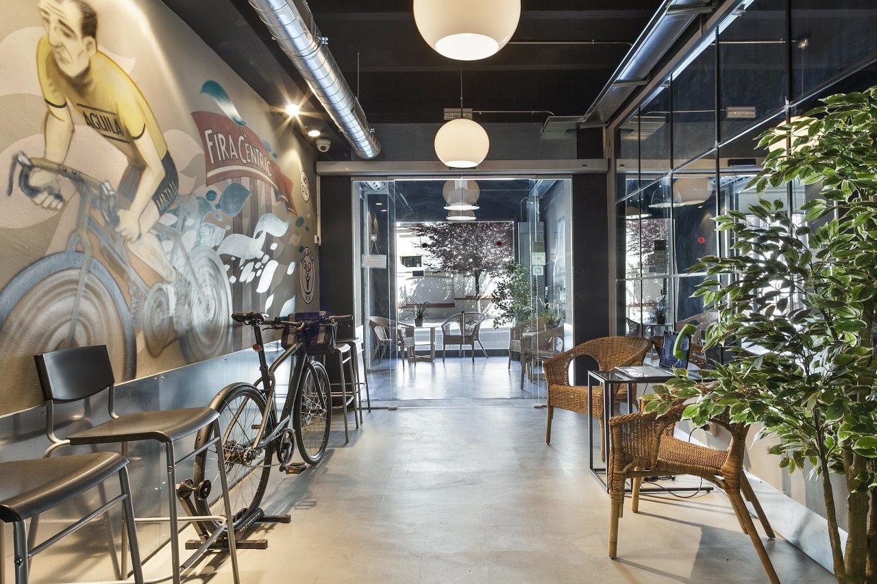 Fira Apartments By Gaiarooms Barcelona Bagian luar foto