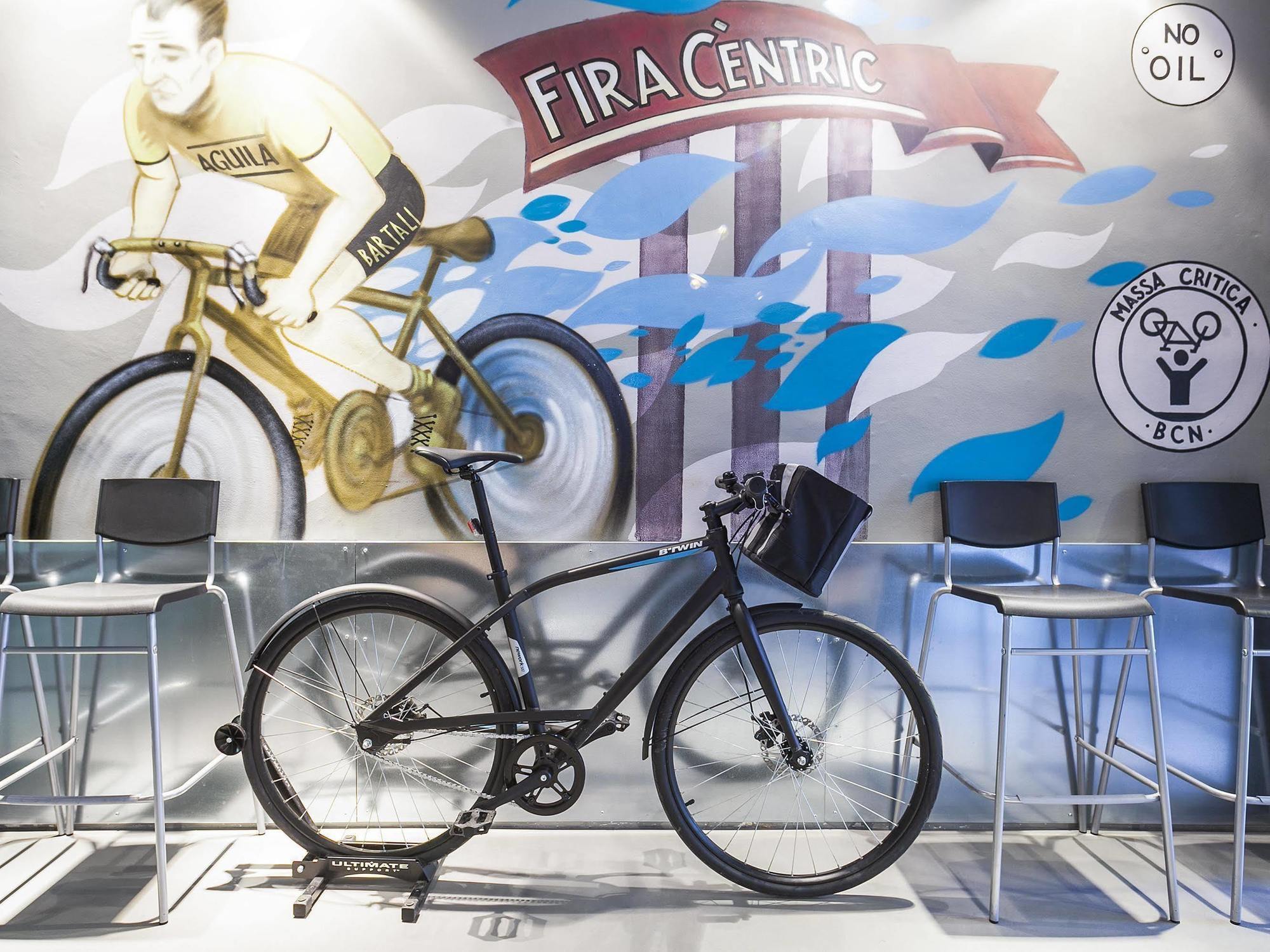 Fira Apartments By Gaiarooms Barcelona Bagian luar foto