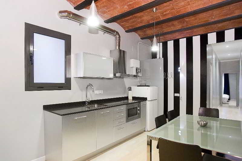 Fira Apartments By Gaiarooms Barcelona Bagian luar foto